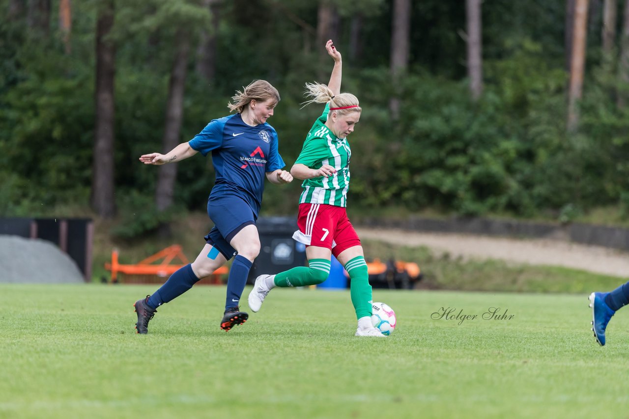 Bild 211 - F SV Boostedt - SV Fortuna St. Juergen : Ergebnis: 2:1